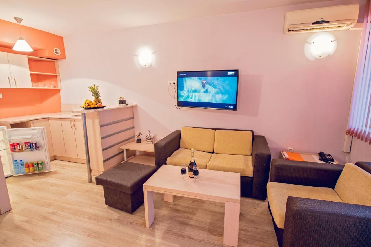 Family Hotel Gran Ivan 바르나 외부 사진