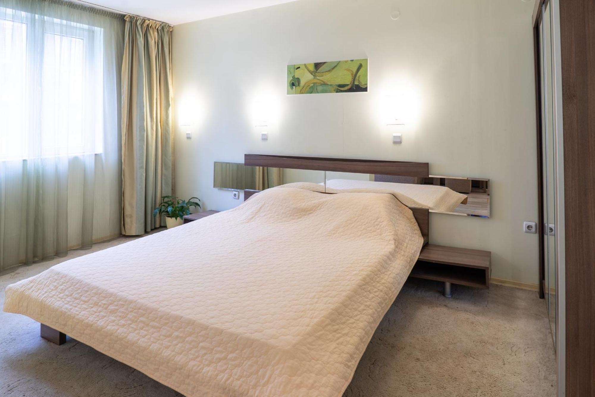 Family Hotel Gran Ivan 바르나 외부 사진