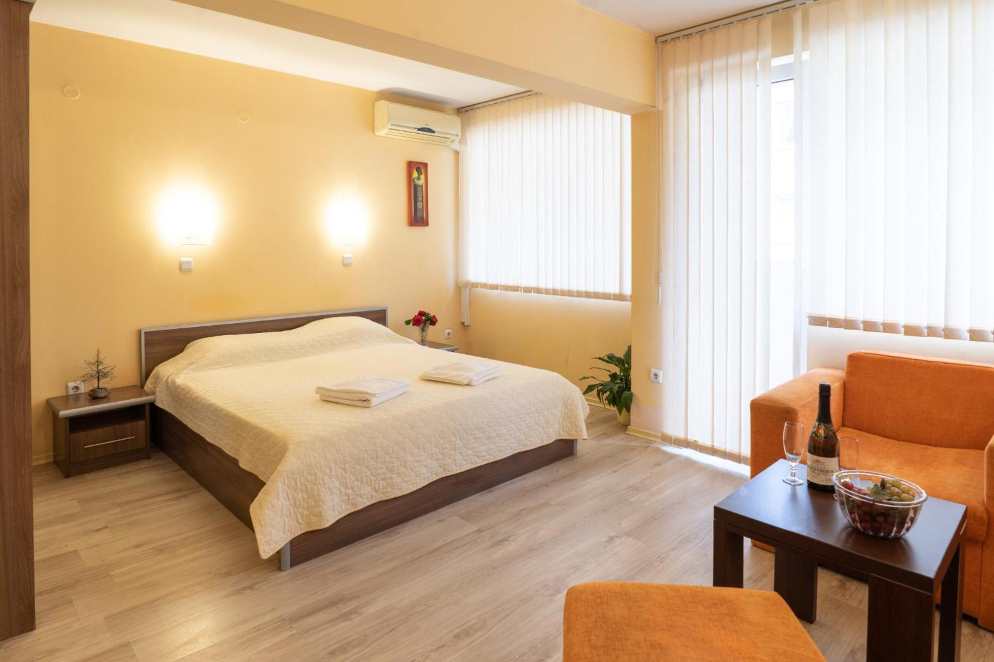 Family Hotel Gran Ivan 바르나 외부 사진